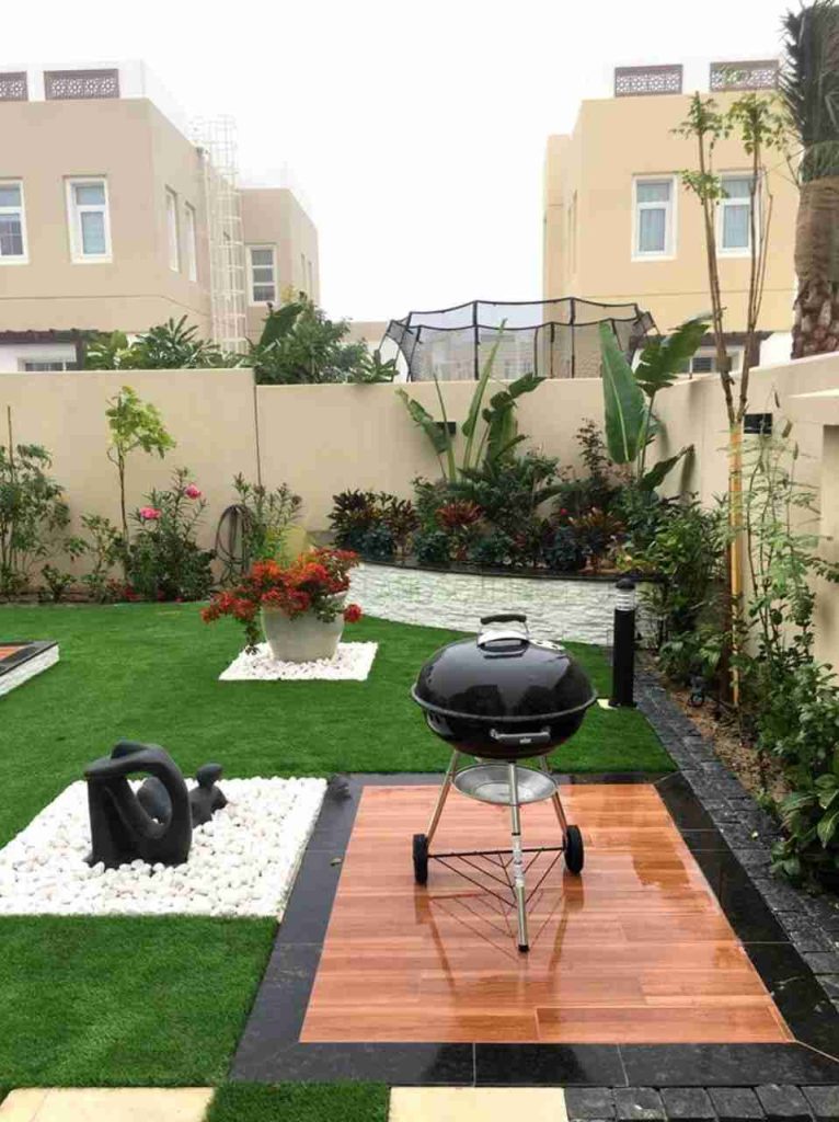 outdoor sitting area and decoration in backyard