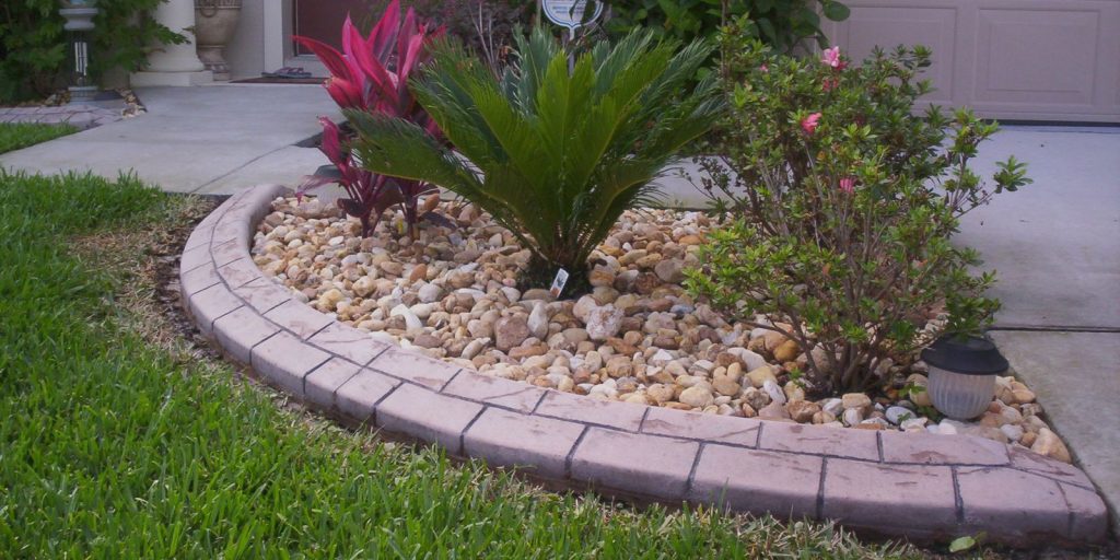 Attractive Landscape Curbing Ideas