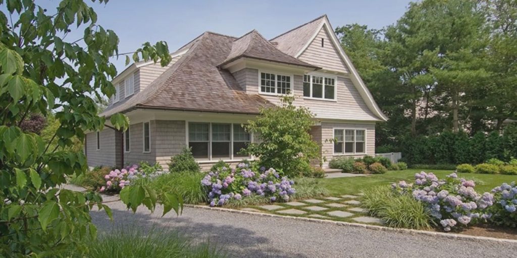 Countryside Porch Landscaping Ideas