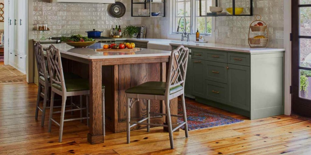 Farmhouse Sink and Vintage Fixtures