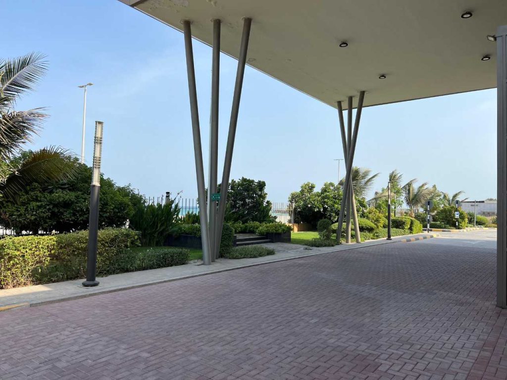 parking lot landscaping in shaam hospital